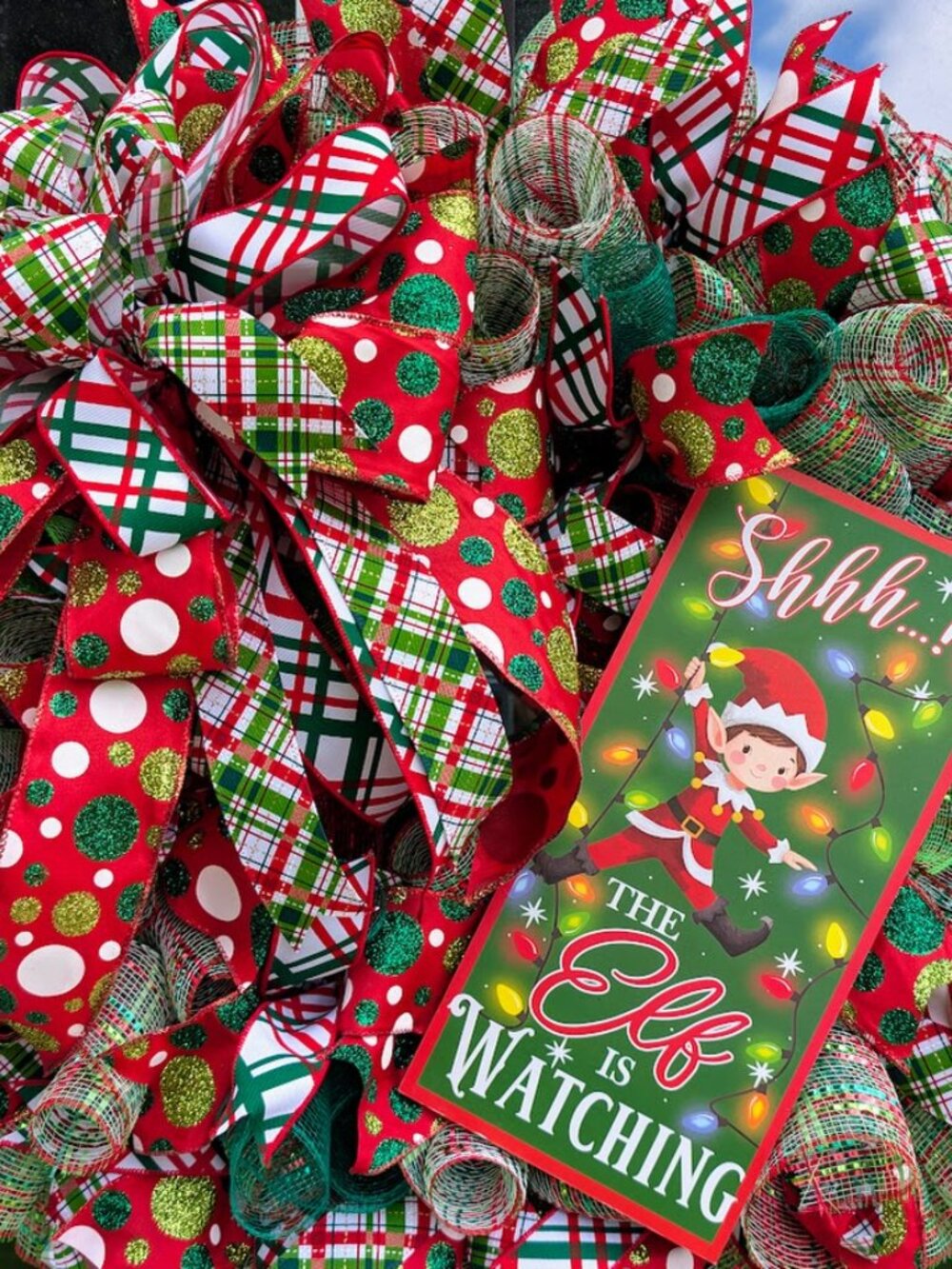 Elf "Shhh The Elf Is Watching" Christmas Wreath Decor - Picture 5 of 6